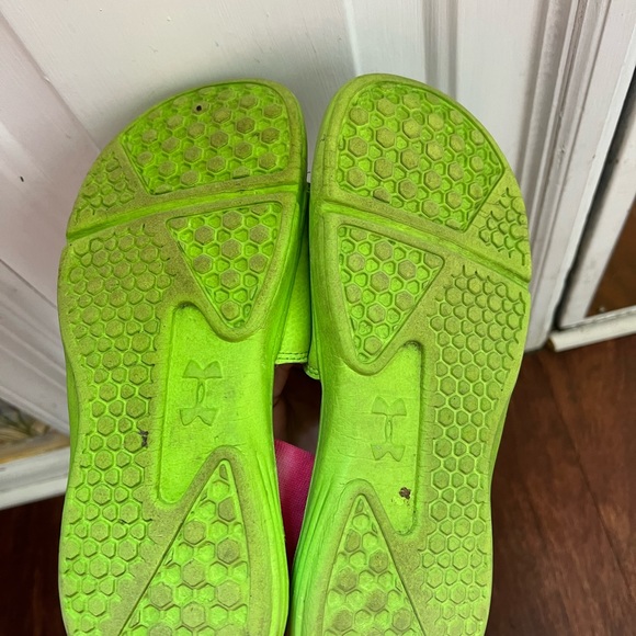 Under armour slides - Picture 3 of 4